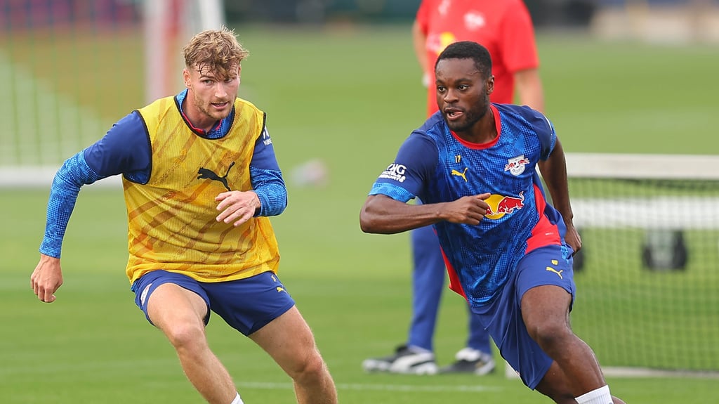 Nach guten Trainingsleistungen kehrt Timo Werner (l.) in den Kader von RB Leipzig zurück.