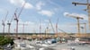 Ab 2027 will ESMC in der Fabrik in der sächsischen Landeshauptstadt Mikrochips für die Autoindustrie herstellen. (Archivbild)