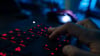 Neue Betrugsmasche: Kriminelle geben sich in Erpressung-E-Mails als Auftragskiller aus und fordern Geld.