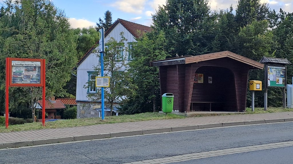 An dieser Stelle in Tanne soll die neue touristische Informationsstelle, kombiniert mit einer Bushaltestelle, entstehen.