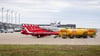 Die rot lackierten Jets der Roayal Air Force landeten am Donnerstag unerwartet am Flughafen Halle/Leipzig.