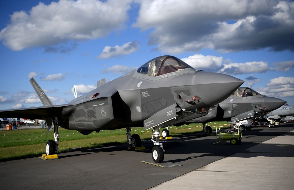 Laut Nato haben italienische Kampfpiloten die russischen Flugzeuge mit Jets vom Typ F-35 abgefangen. (Archivbild)