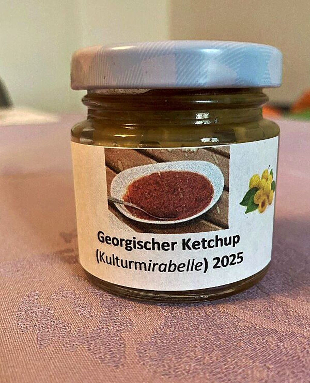 Georgischer Ketchup aus Mirabellen