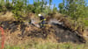 Zu einem Waldbrand mussten die Freiwilligen Feuerwehren Wippra und Friesdorf Freitagmittag bei Wippra ausrücken.