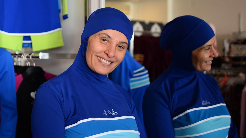 In den Schwimmbädern in Magdeburg ist das Tragen eines Burkinis erlaubt. Die AfD wollte das kippen. Auf der jüngsten Stadtratssitzung wurde eine Entscheidung dazu getroffen. (Symbolfoto).