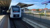 Fahrgäste beschweren sich über häufige Verspätungen und Zugausfälle im Landkreis Harz. 