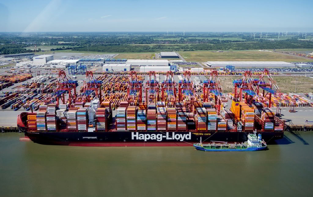 Erstmals ist am JadeWeserPort die Marke von einer Million umgeschlagener Container binnen eines Jahres überschritten worden. (Archivbild)