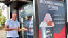 Davide Morre hat jetzt einen Eisautomaten am Bahnhof Eisleben aufgestellt.
