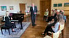 Rainer Robra auf Schloss Hohenerxleben.