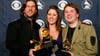 Der US-Country-Musiker Brett James (links) ist mit 57 Jahren gestorben. (Archivbild)