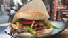 Der spontane Döner oder eher die Tafel Schokolade auf dem Sofa? Auch beim Snacken ticken wir Menschen unterschiedlich.
