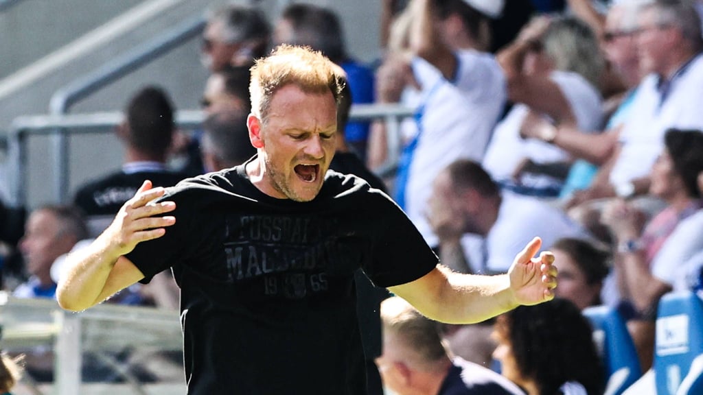 Konnte es wieder einmal nicht glauben: FCM-Trainer Markus Fiedler.