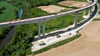 Die Saalebrücke als Teil der Ortsumgehung Bad Kösen ist mit dem Deutschen Ingenieurpreis ausgezeichnet worden. (Archivbild)