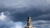 Über Sachsen ziehen am Sonntag zunehmend Wolken auf – am Nachmittag drohen Gewitter mit Starkregen. (Archivbild)