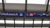 In der Hamburger S-Bahn ist ein Ehepaar von zwei Männern attackiert worden. (Archivbild)