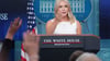 Trumps Sprecherin Karoline Leavitt stellt klar, dass die Visa-Gebühr nicht jährlich erhoben wird.