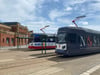 Haltestelle Hauptbahnhof der Halberstädter Straßenbahn. Hier haben die Bahnen noch ihre leuchtenden Zielanzeigen.