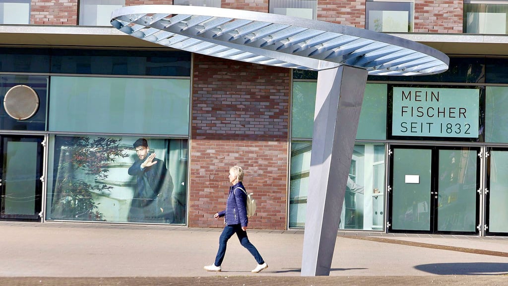 Kunstinstallation in Halle: Das ist die erste der neuen „Reißzwecken“ in Neustadt.