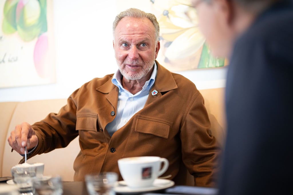Karl-Heinz Rummenigge beim Interview vor seinem runden Geburtstag.