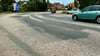 Das Ausbringen von Rollsplitt sorgte Anfang September auf der Annenstraße für längere Wartezeiten. Der Frust der Autofahrer ist inzwischen aber wegen eines anderen Grundes noch größer.