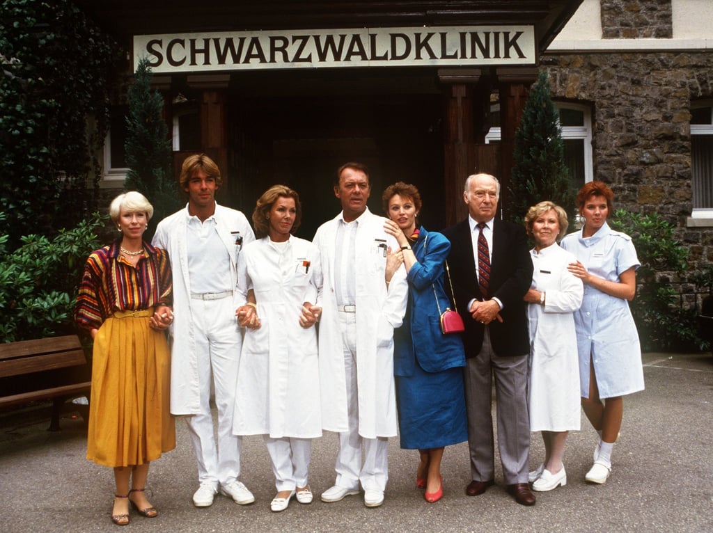 Ilona Grübel (5.v.l.) spielte auch in der „Schwarzwaldklinik“ mit. (Archivbild)