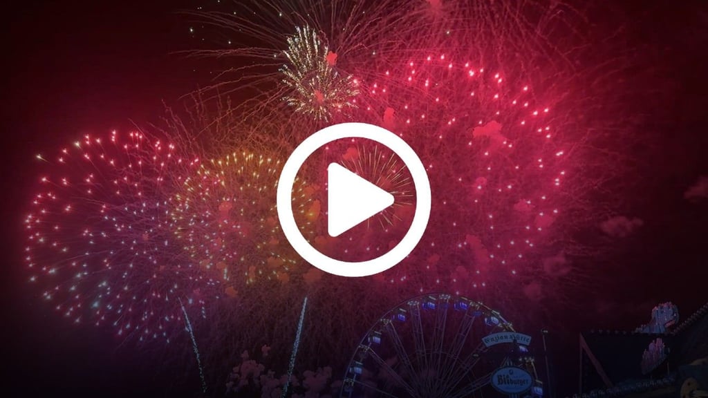 Himmelspektakel zum Finale der Eisleber Wiese über Eisleben: Viel Applaus erntete das Abschlussfeuerwerk von den offenbar zufriedenen Besuchern der Wiese am Montag in Eisleben.