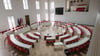 Dort, wo sonst die Abgeordneten debattieren, feiert der Landtag am Samstag sein 35-jähriges Bestehen zusammen mit der Bevölkerung. (Archivbild)