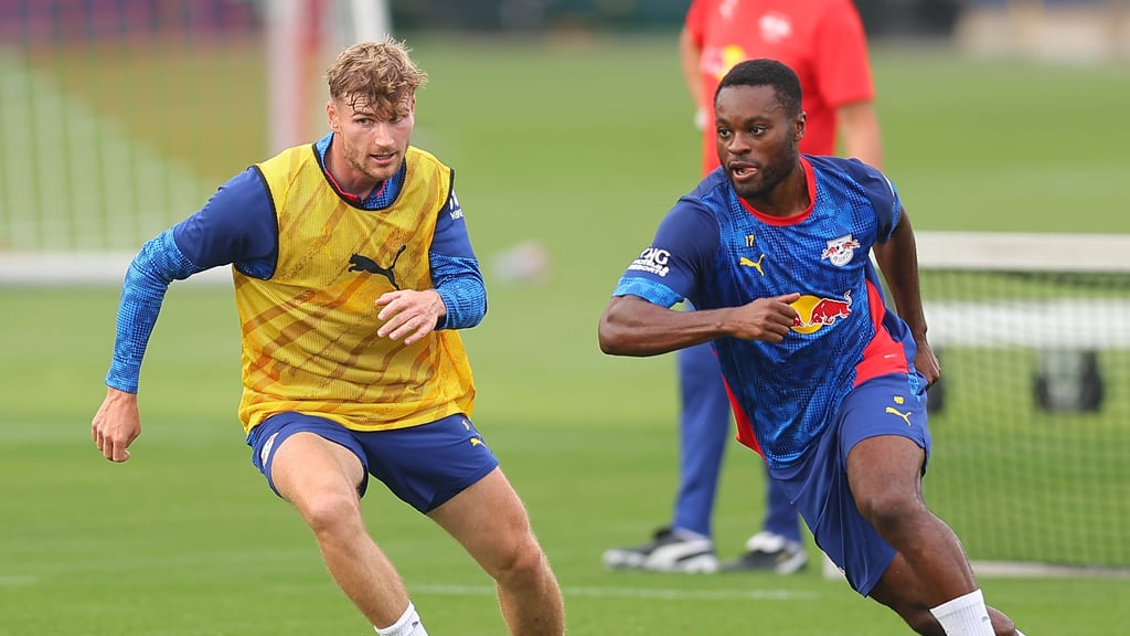 Die RB-Profis Timo Werner (l.) und Ridle Baku beim Training