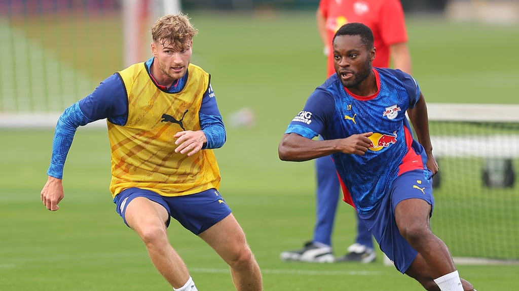 Die RB-Profis Timo Werner (l.) und Ridle Baku beim Training