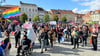 Beim Christopher Street Day 2024 sind in Stendal rund 200 queere Menschen durch die Stadt gezogen. 