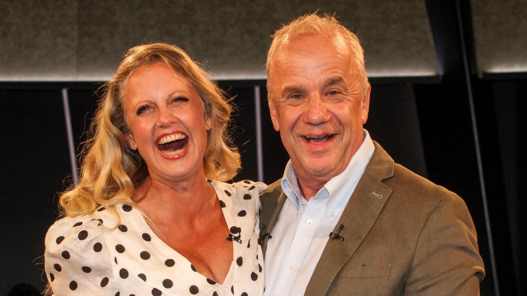 Die "NDR Talk Show" am Freitag, dem 26. September, wird von Hubertus Meyer-Burckhardt und Barbara Schöneberger moderiert.
