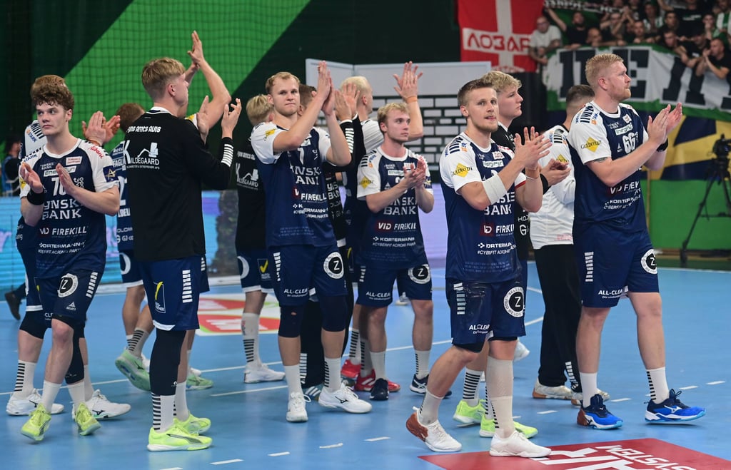 Die Spieler von GOG konnten im dritten Anlauf ihren ersten Sieg in der aktuellen Königsklasse bejubeln. Mit 31:28 gewannen die Dänen in der SCM-Gruppe bei Eurofarm Pelister.