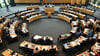 Thüringens Landtag beschäftigt sich erstmals mit dem Doppelhaushalt für die kommenden beiden Jahre.