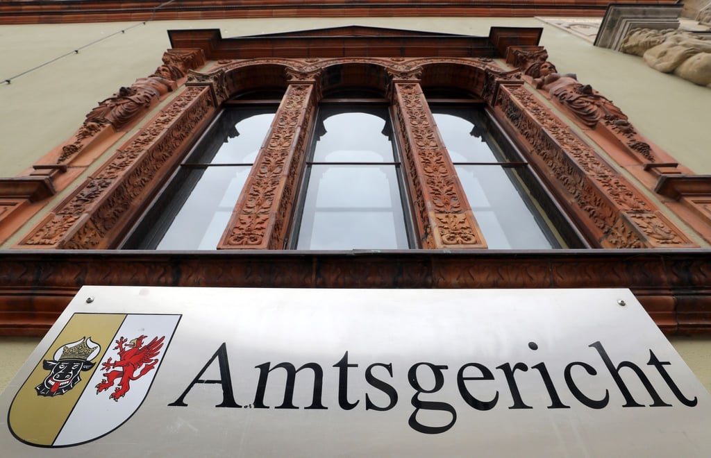Vor dem Amtsgericht in Wismar waren zwei Jugendliche am Dienstag verurteilt worden. (Symbolbild)