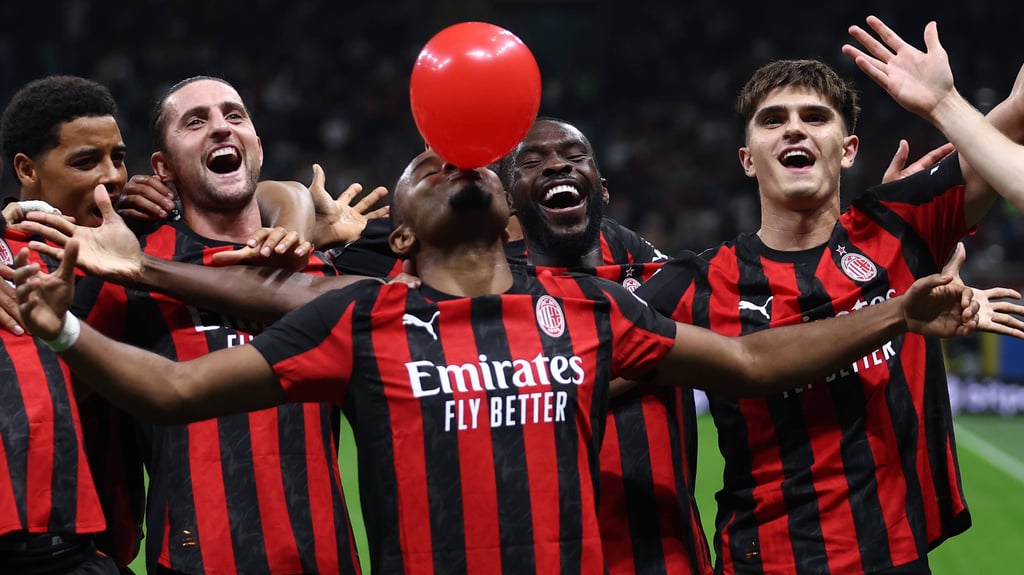 Christopher Nkunku feiert sein erstes Tor für den AC Mailand.