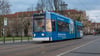 Bus und Bahn müssen Krankenfahrstühle unabhängig vom Akkuzustand befördern. E-Bikes und Fahrräder sind dagegen nur eingeschränkt erlaubt.