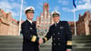 Vizeadmiral Frank Martin Lenski (rechts) und Konteradmiral Axel Deertz. Die Flotte hat einen neuen Befehlshaber.