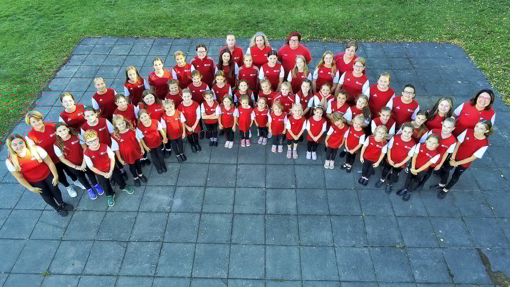 Die „Dance Devils“ aus Polleben sind mit vier Kindergruppen bei dem Tanzwettbewerb in Dessau-Roßlau gestartet.
