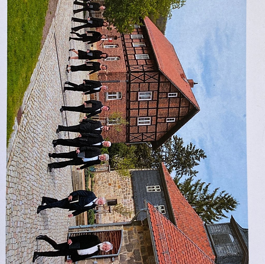 Einzug der Sänger in die Musikscheune im Kloster Michaelstein.