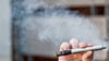 Cannabis kann nicht nur geraucht, sondern auch in Form sogenannter Vaporizer verdampft werden. Die Droge kann zudem gegessen werden, wie Jugendliche aus Taucha und der Umgebung bei einem Seminar berichteten. 