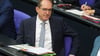 Bundesinnenminister Alexander Dobrindt (CSU) will sich verstärkt um unerlaubte Drohnenüberflüge kümmern.