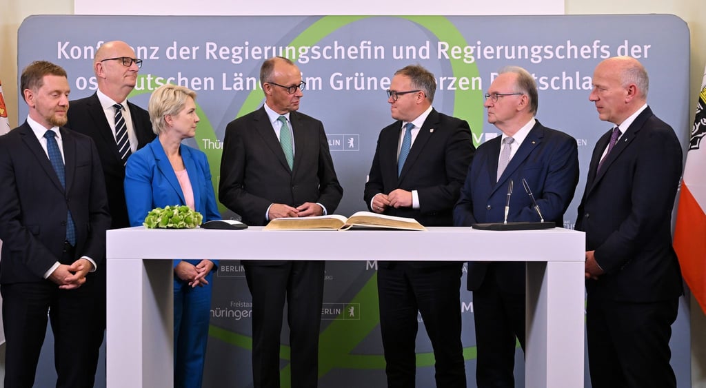 Im Osten gibt es viel Unmut, konstatiert MV-Ministerpräsidentin Schwesig nach dem ersten Treffen der Ost-Regierungschefs mit dem Kanzler. Das habe man Friedrich Merz auch gesagt.