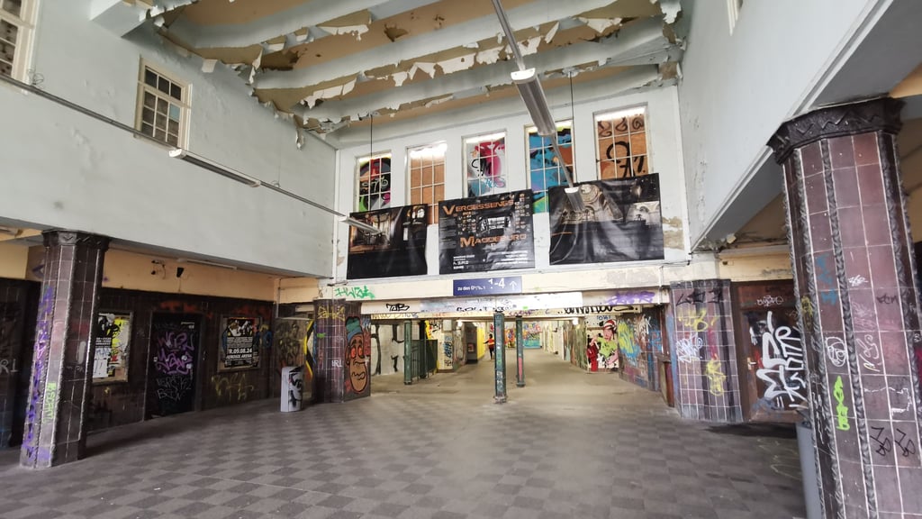 Der Bahnhof Magdeburg-Buckau gilt als Schmuddel-Bahnhof im Stadtteil. Es gibt Sanierungspläne. Dafür gab es nun eine finanzielle Unterstützung.