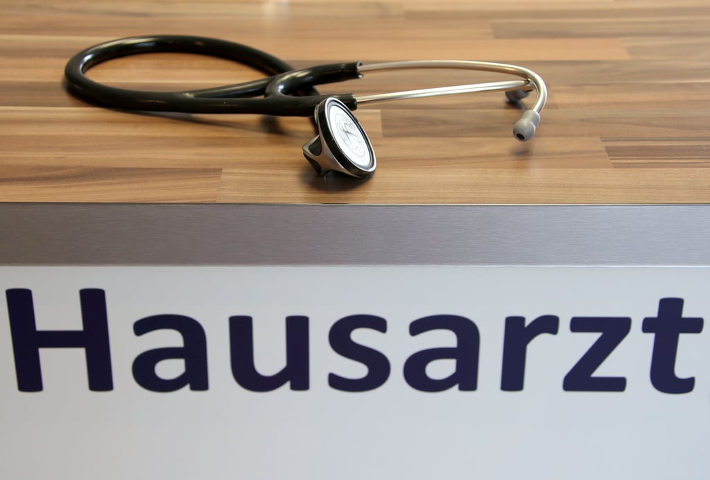 Nur noch privatärztlich will die Praxis in Mieste künftig behandeln. Als Grund geben die Ärzte an, Bedenken bezüglich der Sicherheit der persönlichen Daten der Patienten zu haben, wenn die elektronische Patientenakte genutzt wird.