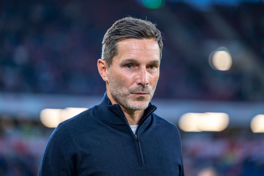 Hertha-Trainer Stefan Leitl will eine aktive Mannschaft auf dem Platz sehen.