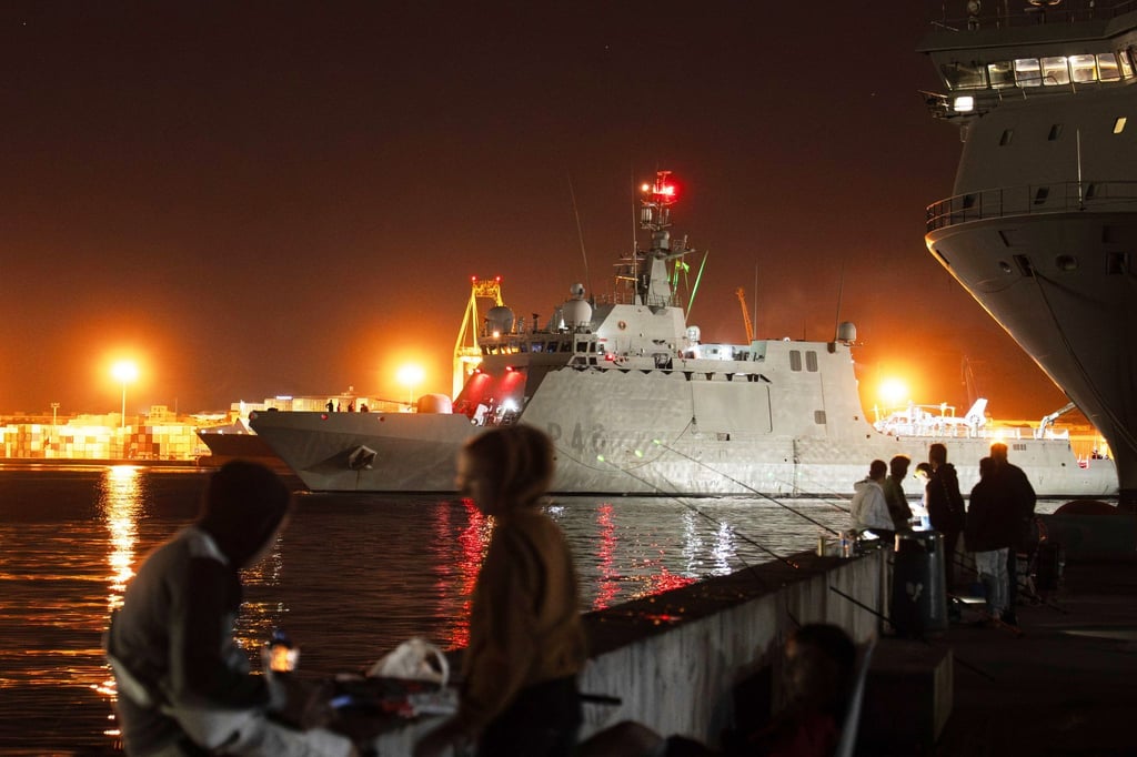 Das spanische Hochsee-Patrouillenboot „Furor“ soll der propalästinensischen Global Sumud Flotilla im Notfall Hilfe leisten. Der könnte eintreten, wenn die rund 50 privaten Boote versuchen sollten, die Seeblockade der israelischen Marine des Gazastreifens zu durchbrechen.