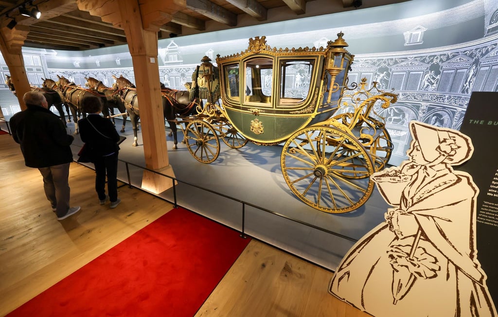 Der Galawagen des Sächsischen Hofes aus dem Jahr 1876/77 ist eines der Exponate im neu konzipierten Kutschenmuseum auf Schloss Augustusburg.
