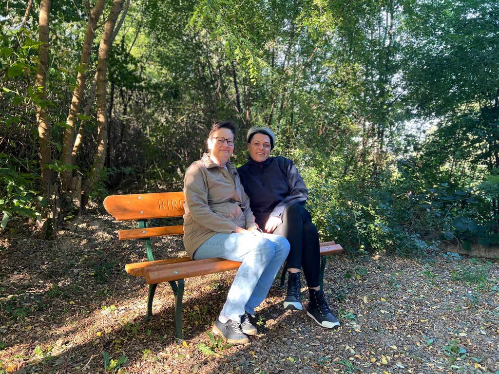 Martina Gröpler (links) und Mandy Heicke freuen sich auf die anstehenden Veranstaltung in der Huy-Ortschaft Eilenstedt.