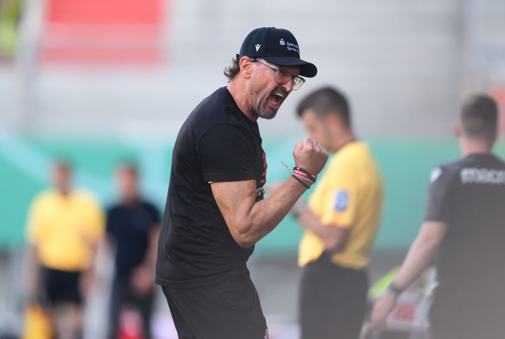 Energie-Trainer Claus-Dieter Wollitz