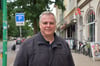 Bernd Noack ist Magdeburgs erster Quartiershausmeister. Im Stadtteil Neue Neustadt soll er für Ordnung und Sauberkeit sorgen.